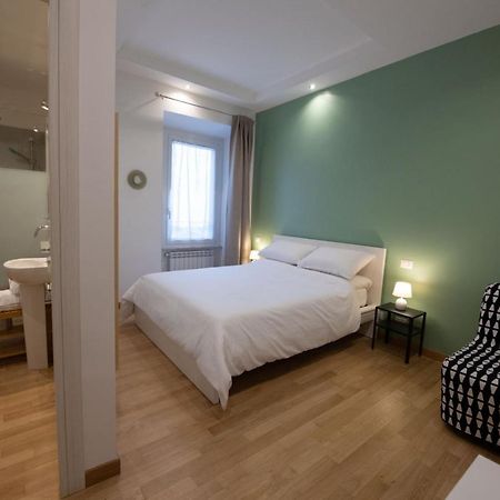 Domus Castroni Germanico Bed & Breakfast Rome Exterior photo